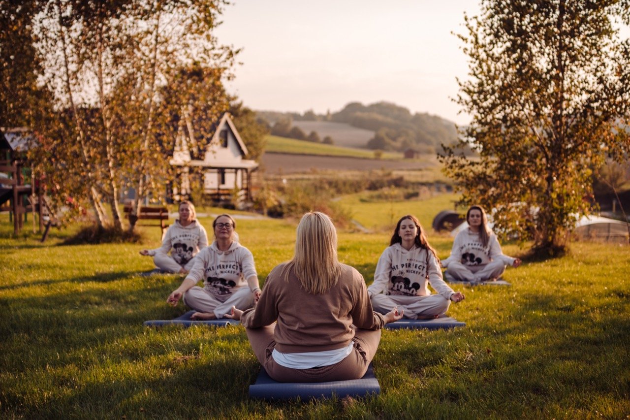 Relaks przy domkach na Kaszubach — Chabry i Rumianki