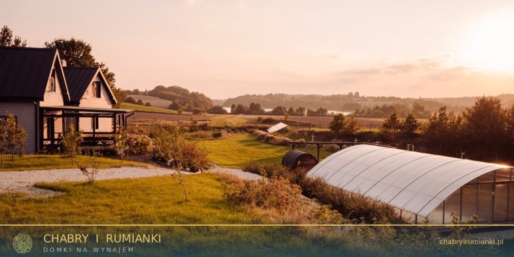 Domki na Kaszubach — Chabry i Rumianki w Roztoce, przewodnik 2026